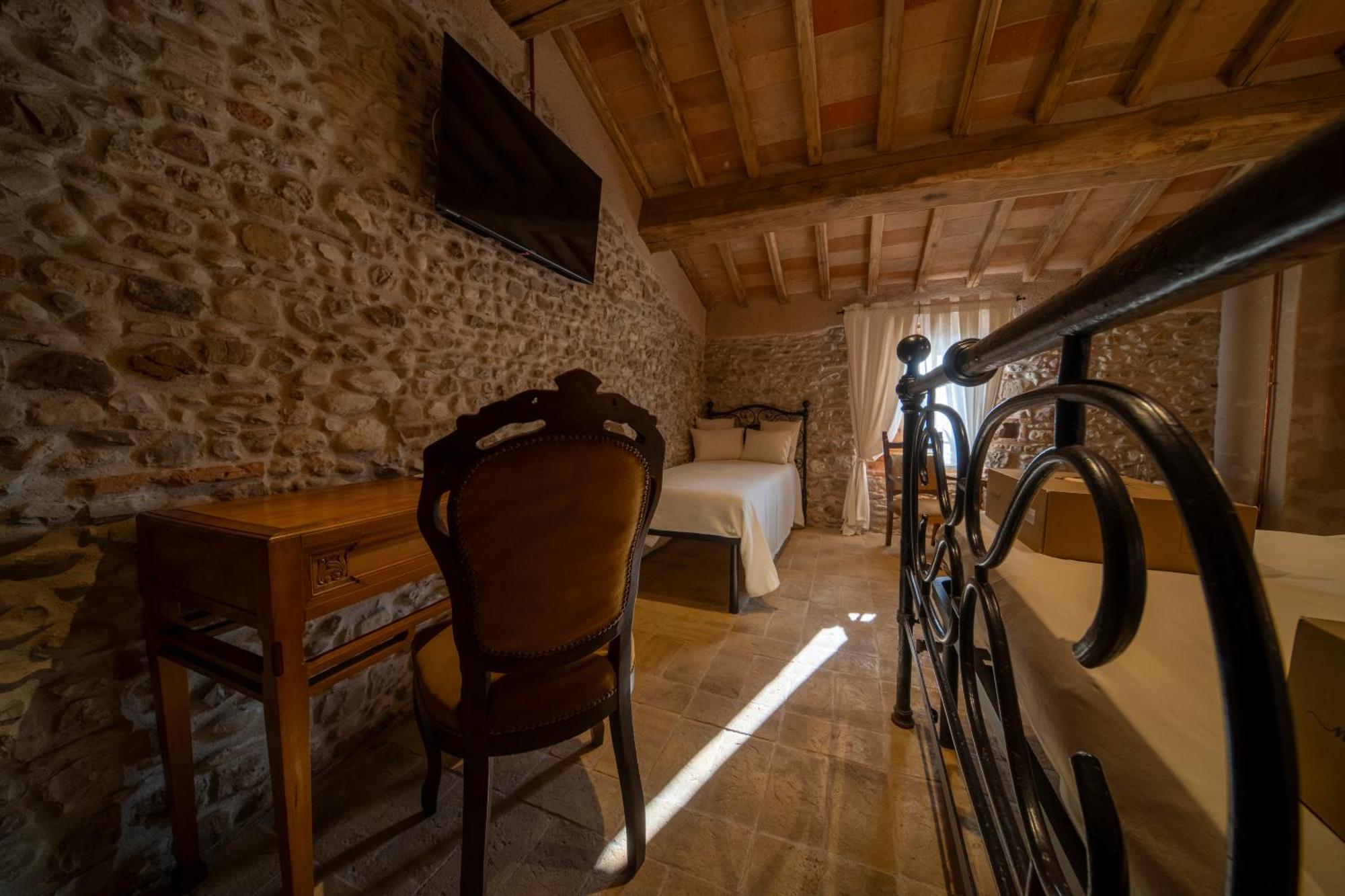 Podere Tovari Farm stay *